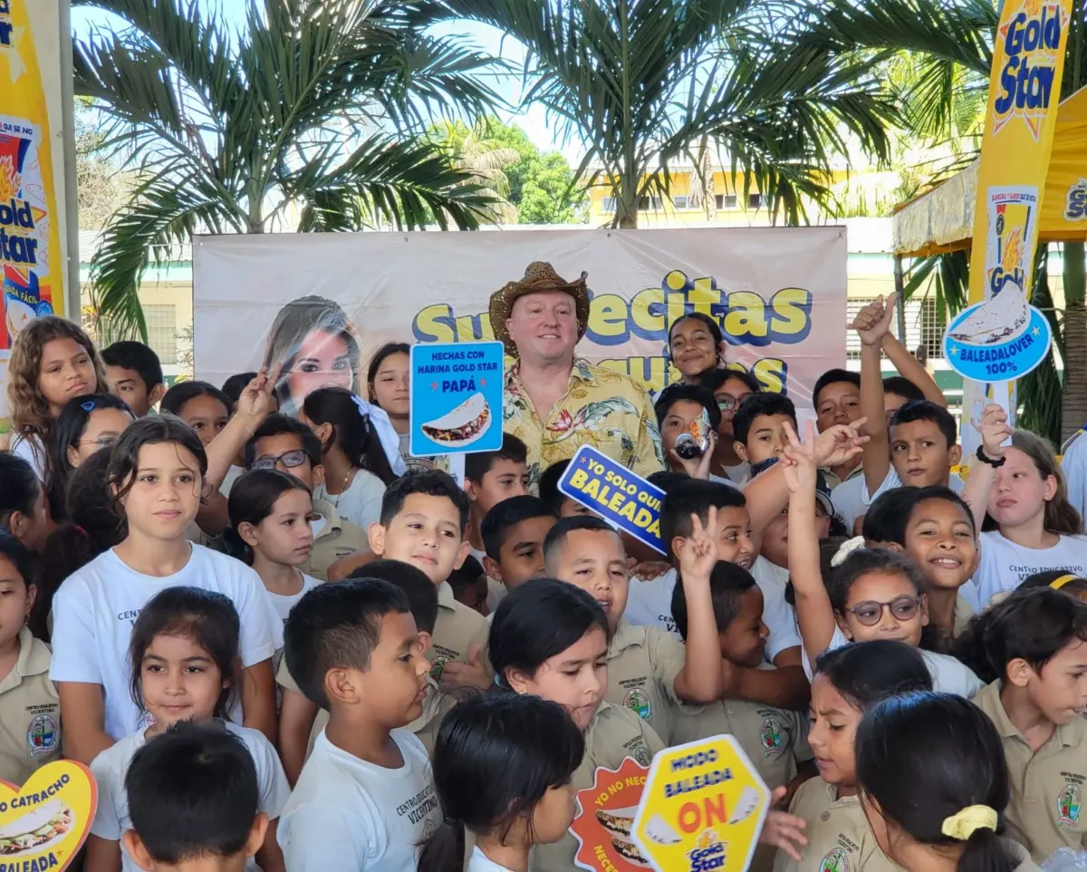 Gold Star Celebra El Mes De La Baleada Con Su Campana Nacional Pasion Por Las Baleadas 5